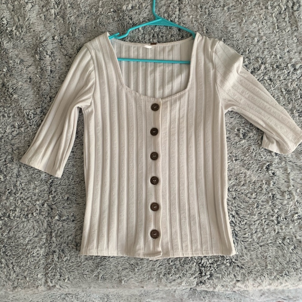 Free People button up 3/4 top